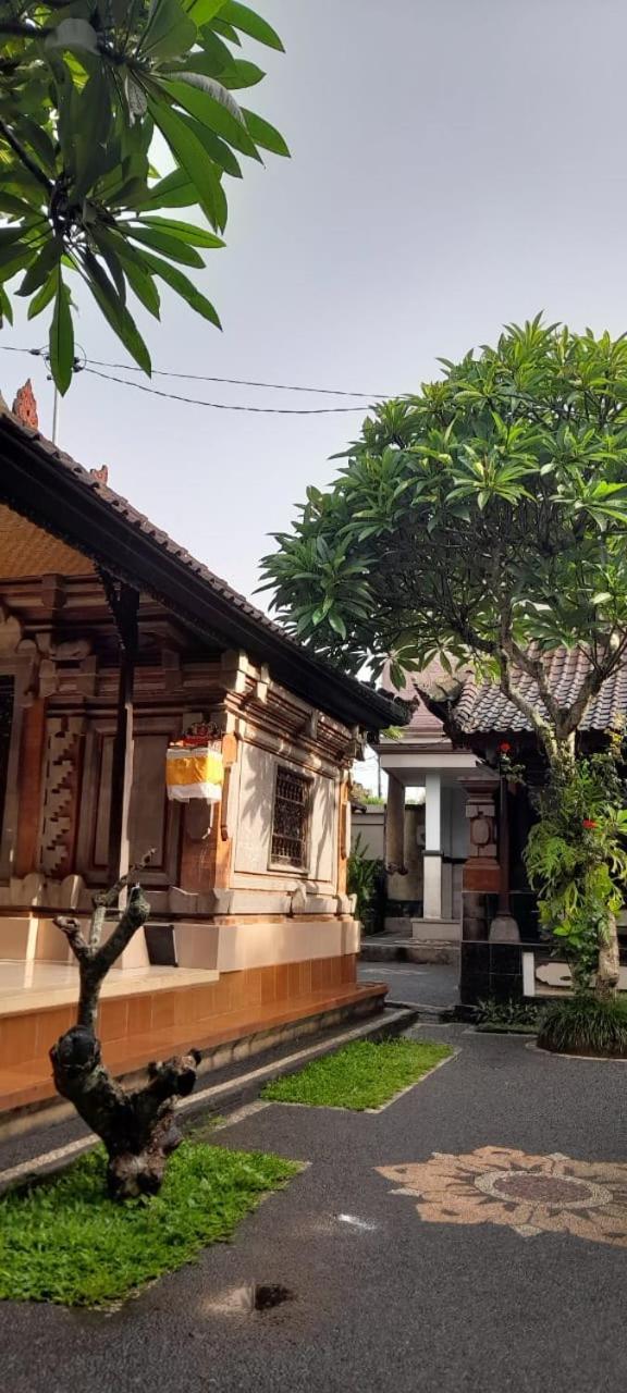 Nugraha Guesthouse 1 Убуд Екстериор снимка