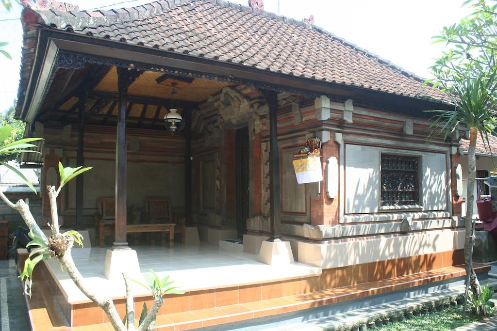 Nugraha Guesthouse 1 Убуд Екстериор снимка
