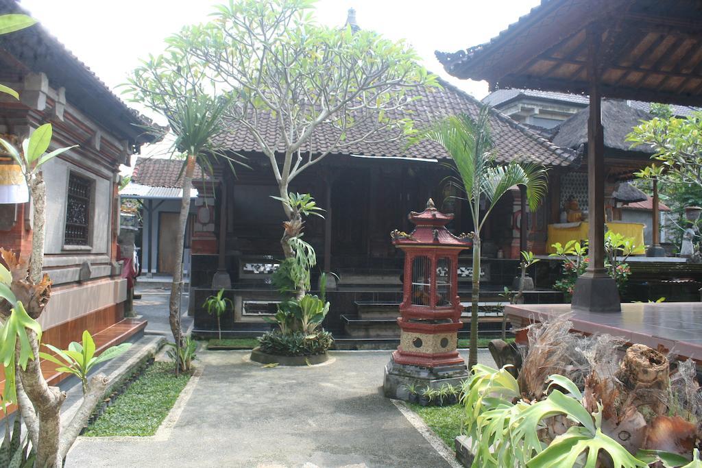 Nugraha Guesthouse 1 Убуд Екстериор снимка